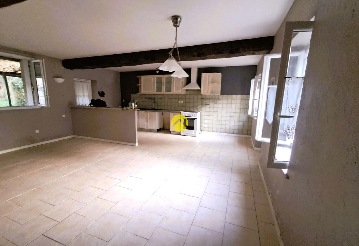 Maison 3 pièces 82 m² · à Ecueillé · 82 m² · 69 000 €