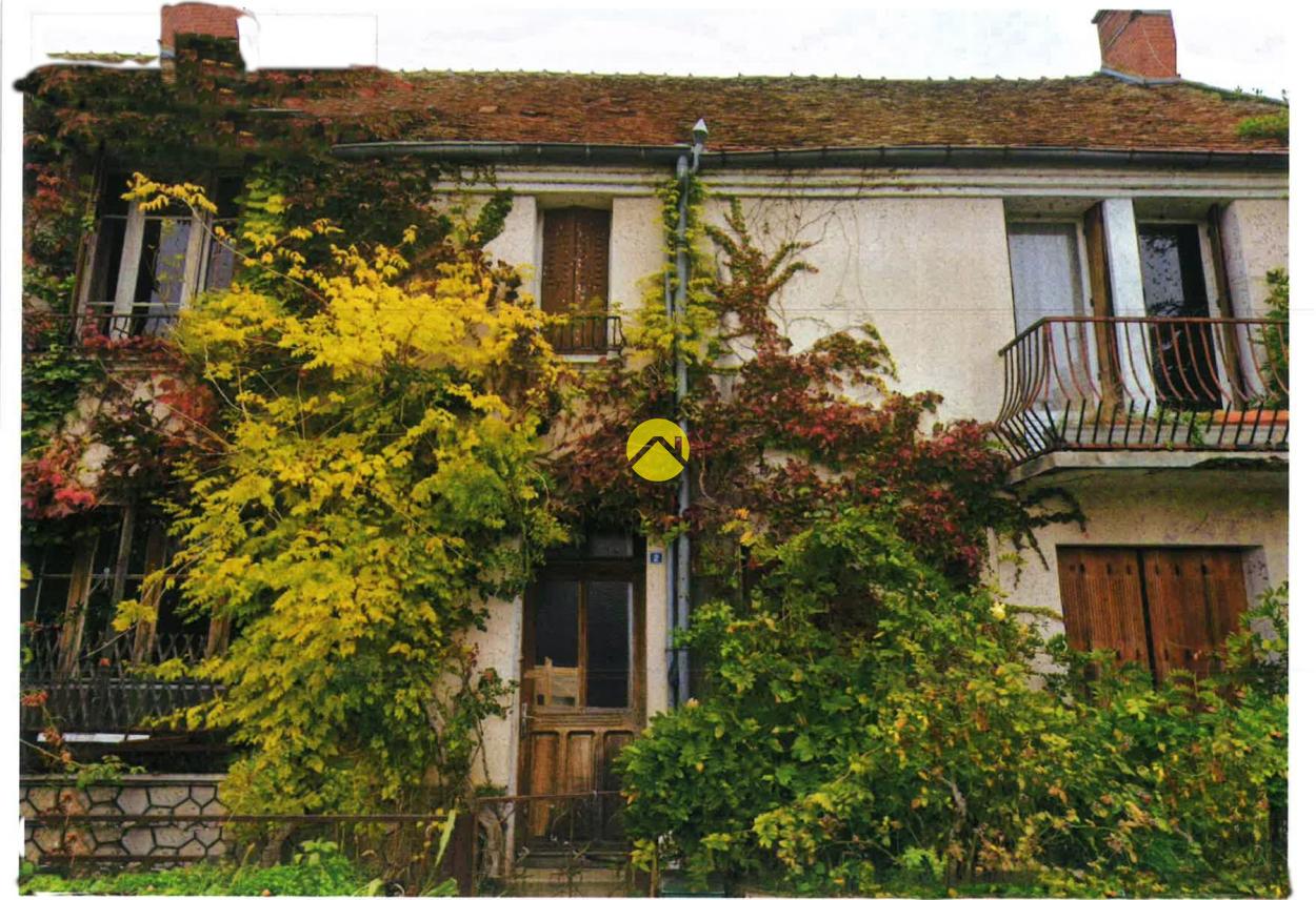 Maison 6 pièces 135 m² · à Saint Amand Montrond · 135 m² · 57 500 €