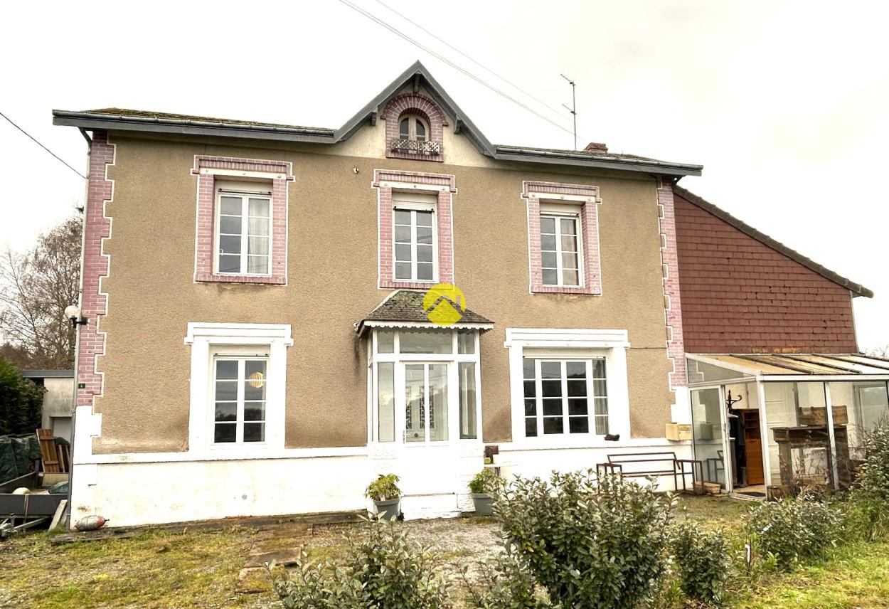 Maison 7 pièces 227 m² · à Mourioux-Vieilleville · 227 m² · 217 300 €