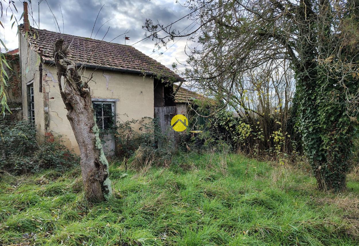 Maison 1 pièce 30 m² · à Sancoins · 30 m² · 16 000 €
