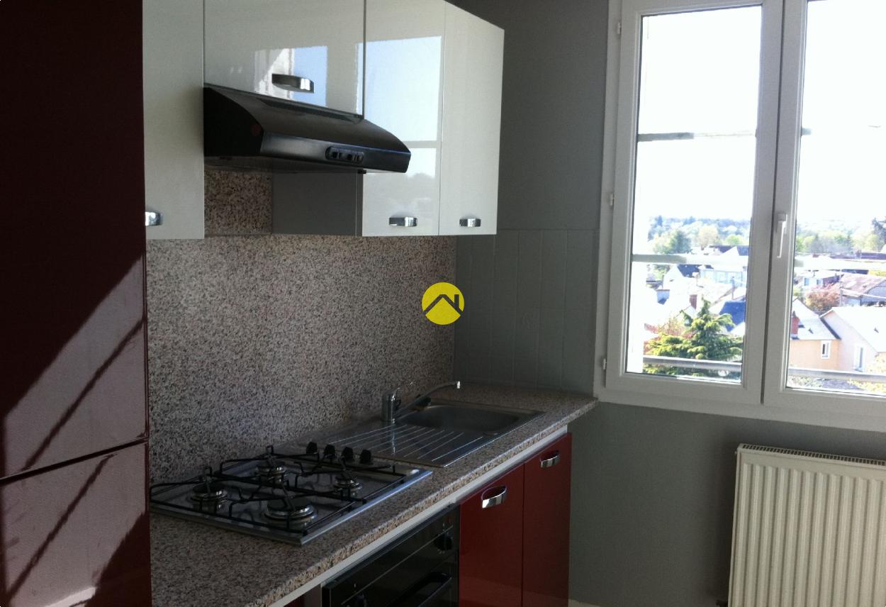 Appartement 3 pièces 48 m² · à Saint Florent sur Cher · 48 m² · 37 000 €