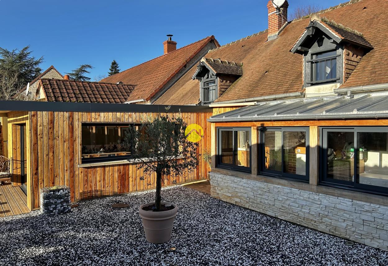 Maison 5 pièces 109 m² · à Levet · 109 m² · 165 850 €