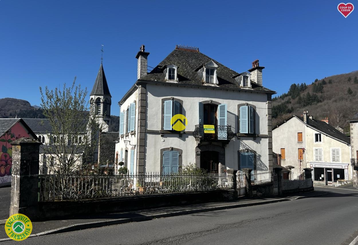 CENTRE-BOURG IMMEDIATEMNT HABITABLE