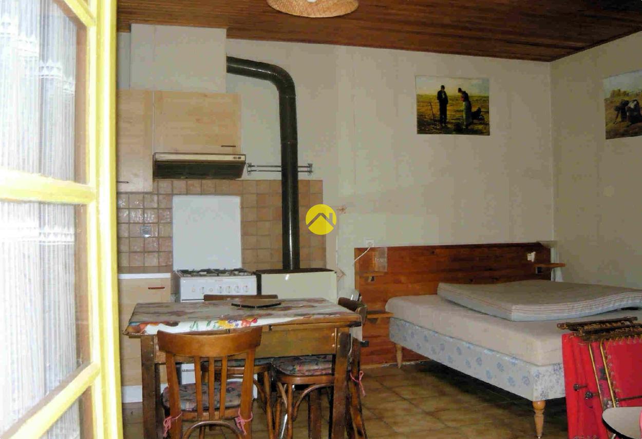 Maison 1 pièce 20 m² à Dun le Palestel, photo 6