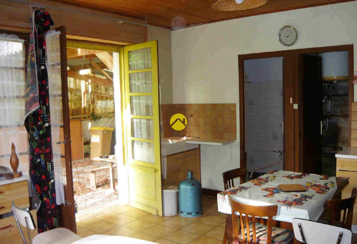 Maison 1 pièce 20 m² à Dun le Palestel, photo 5