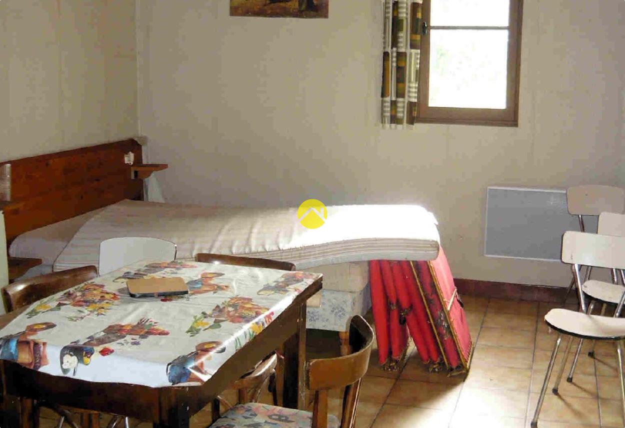 Maison 1 pièce 20 m² à Dun le Palestel, photo 4