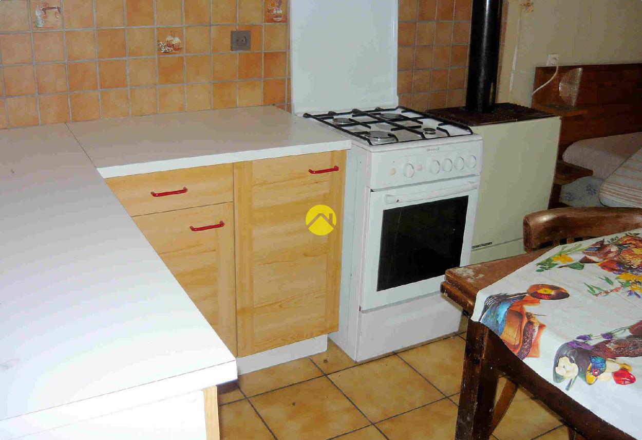 Maison 1 pièce 20 m² à Dun le Palestel, photo 2