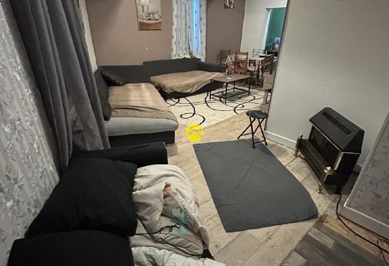 Appartement 7 pièces 154 m² à Cusset, photo 2