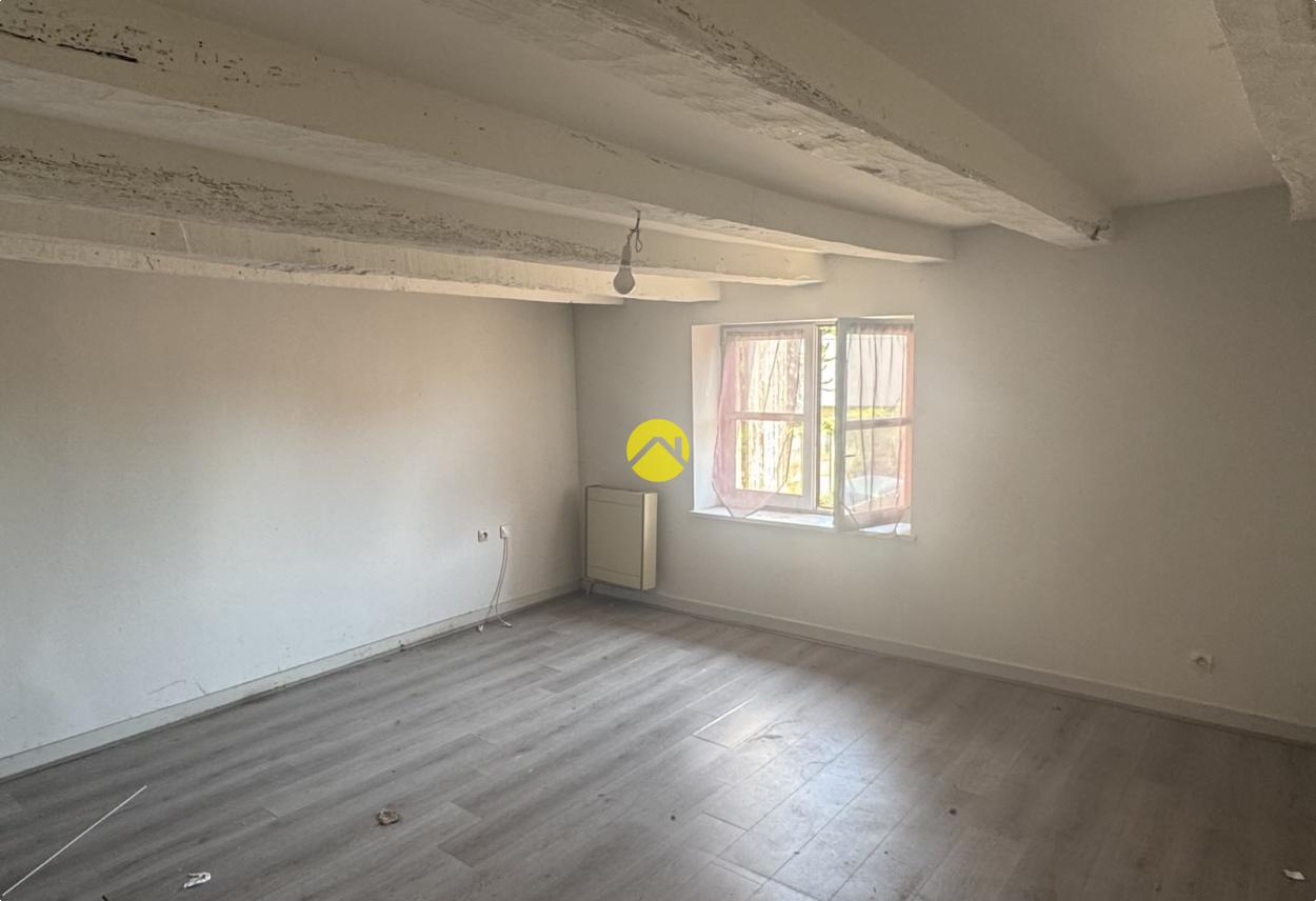 Appartement 3 pièces 68 m² · à Bourges · 68 m² · 75 000 €