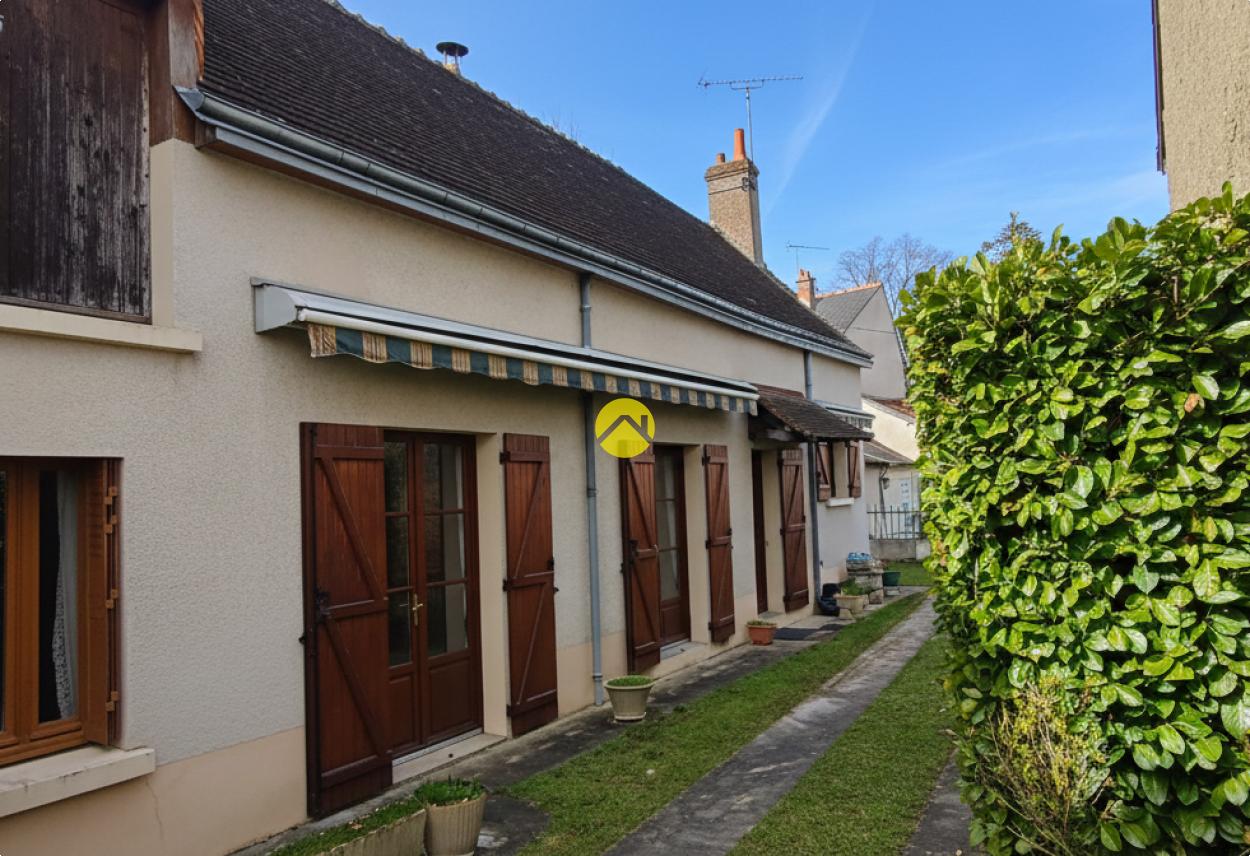 Maison 6 pièces 169 m² à Vatan, photo 3
