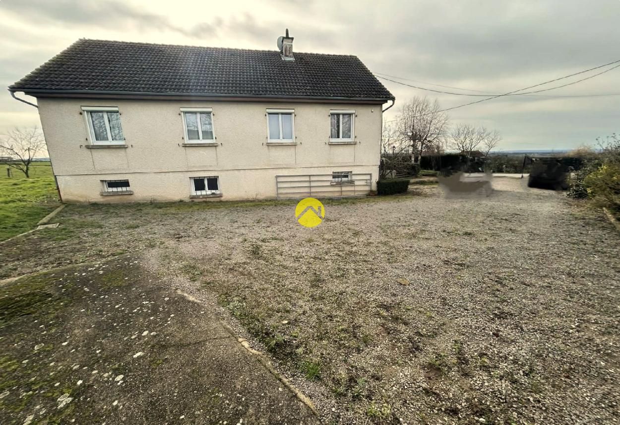 Maison 6 pièces 113 m² à Bourbon l'Archambault, photo 2