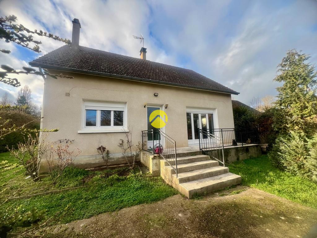 Maison 5 pièces 71 m² · à Lere · 71 m² · 67 500 €