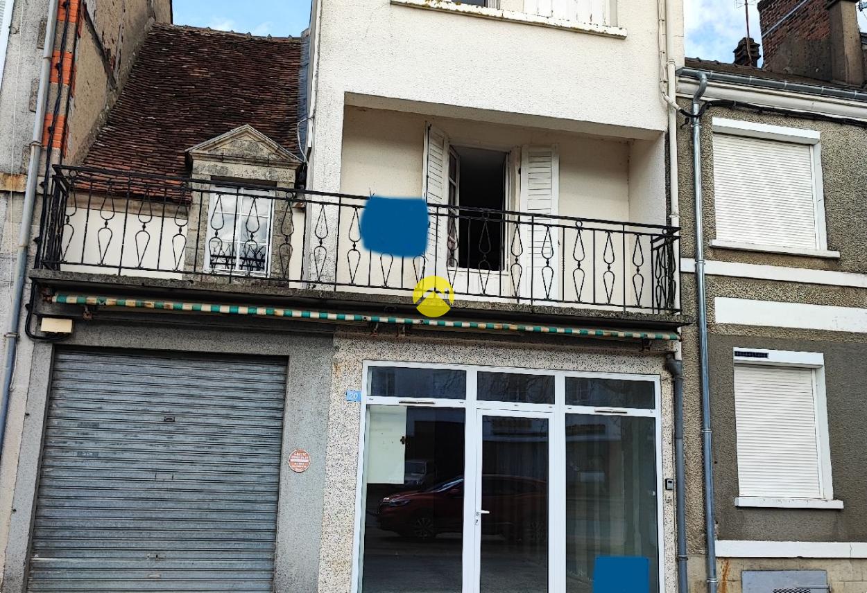 Maison 6 pièces 186 m² · à Aigurande · 186 m² · 39 000 €