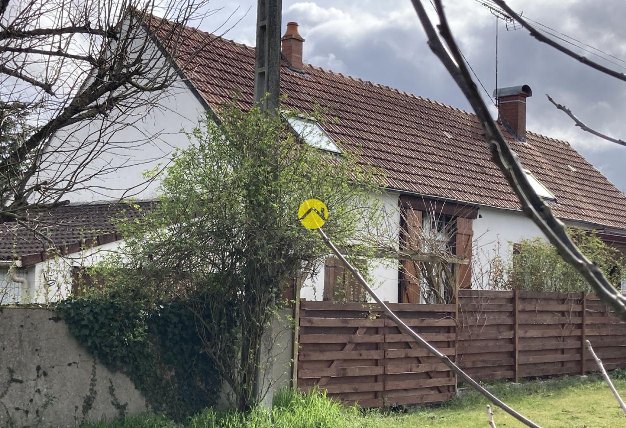 Maison 5 pièces 99 m² · à 20 Mn de Blet · 99 m² · 93 500 €
