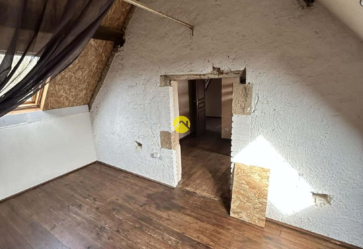 Maison 6 pièces 145 m² à Saint-Léopardin-d'Augy, photo 2