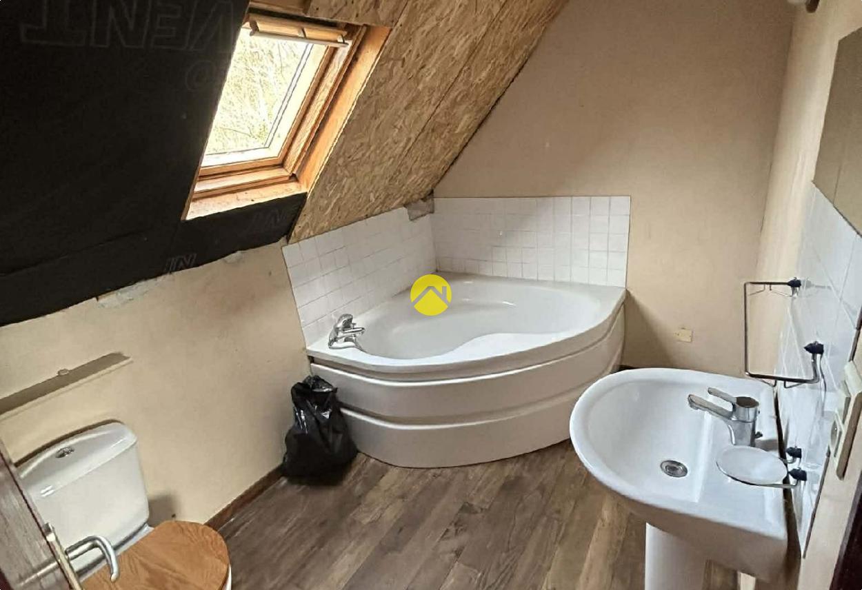 Maison 6 pièces 145 m² à Saint-Léopardin-d'Augy, photo 12