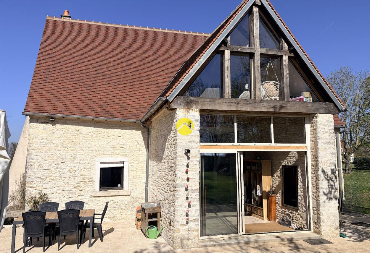 Maison 4 pièces 154 m² · à Saint Baudel · 154 m² · 219 500 €