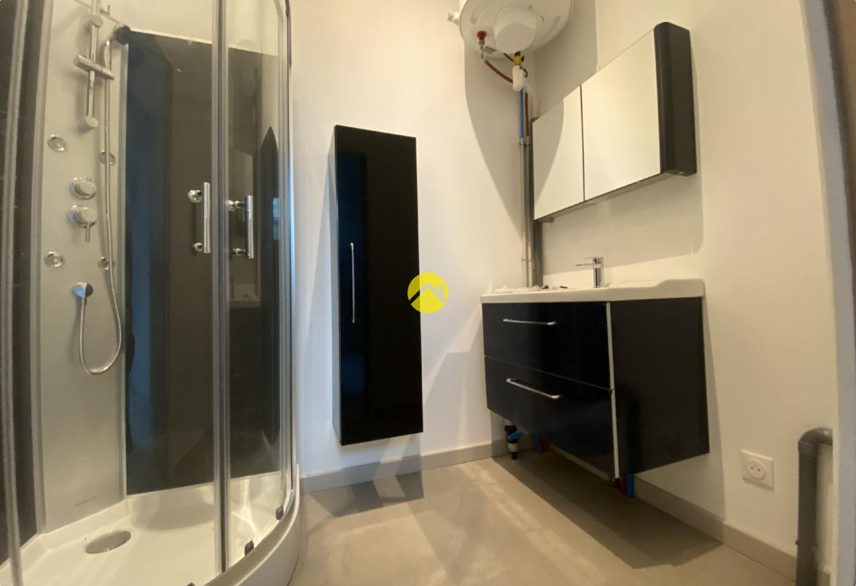 Appartement 4 pièces 74 m² à Fourchambault, photo 3