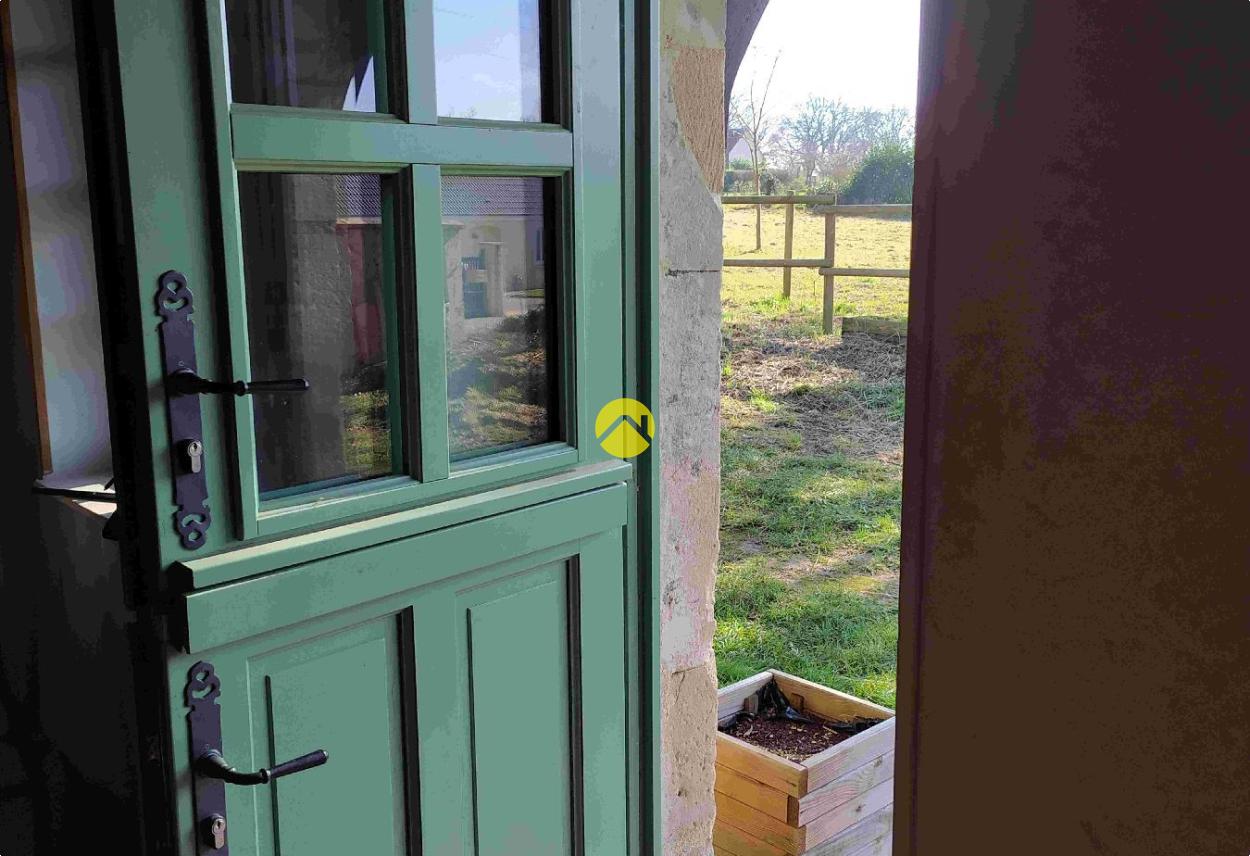 Maison 5 pièces 140 m² à La Chapelle-Hugon, photo 8