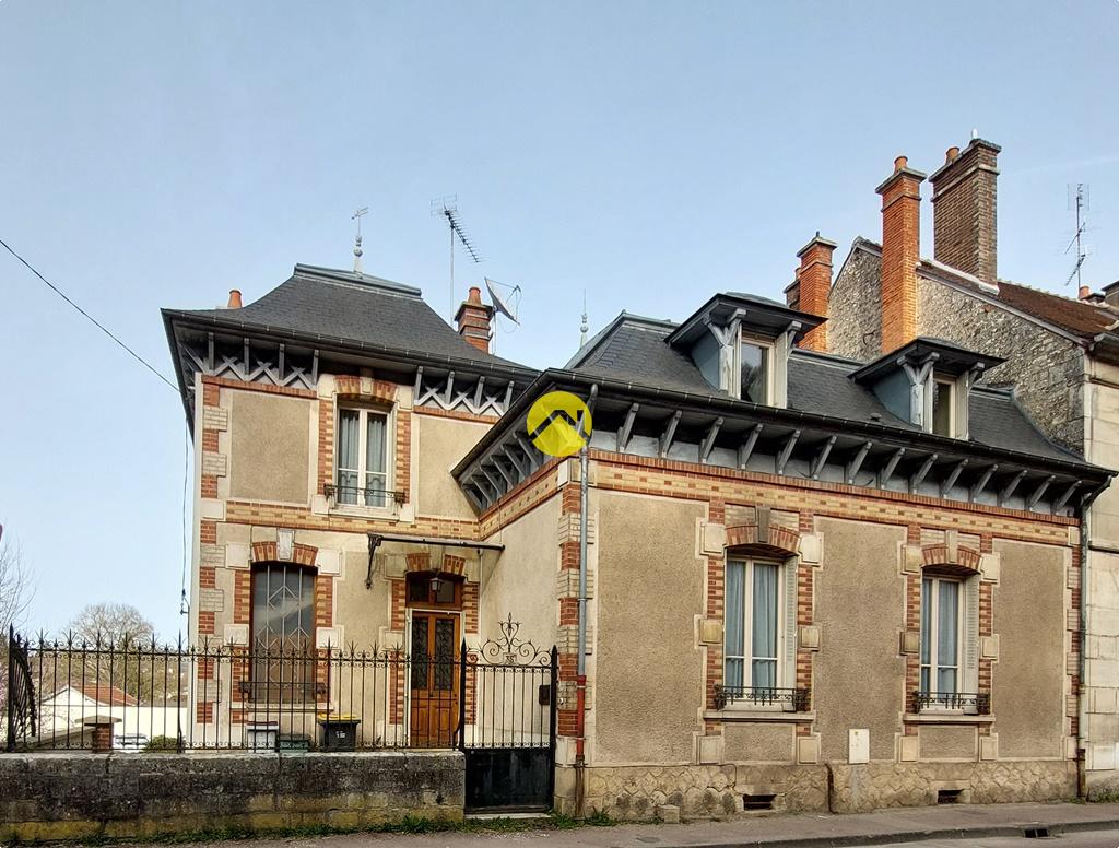 Maison 12 pièces 282 m² · à Tonnerre · 282 m² · 259 000 €