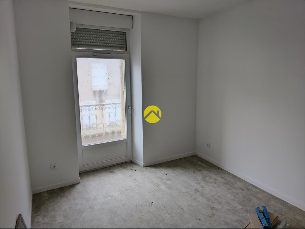 Appartement 9 pièces 217 m² à Lurcy-Lévis, photo 10