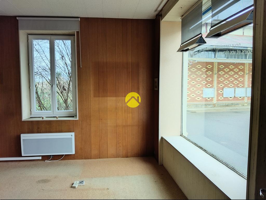 Appartement 9 pièces 217 m² à Lurcy-Lévis, photo 18