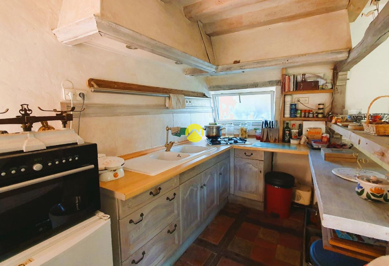 Maison 8 pièces 200 m² à Luzé, photo 3