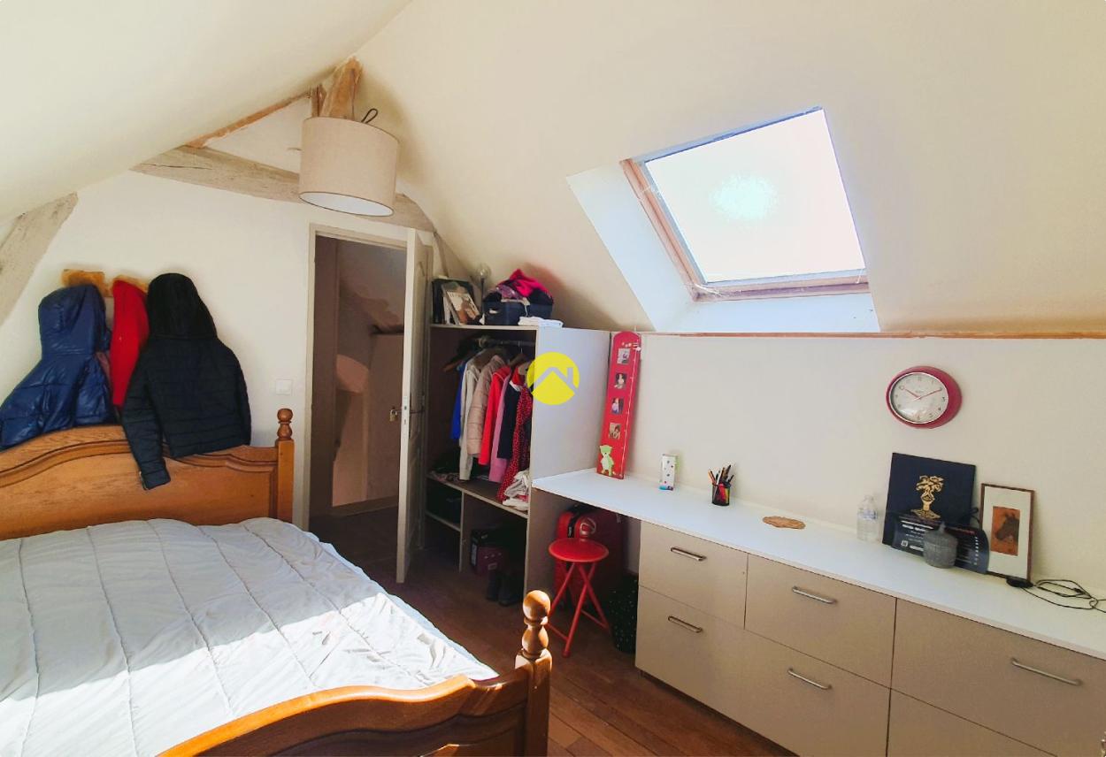Maison 8 pièces 200 m² à Luzé, photo 15