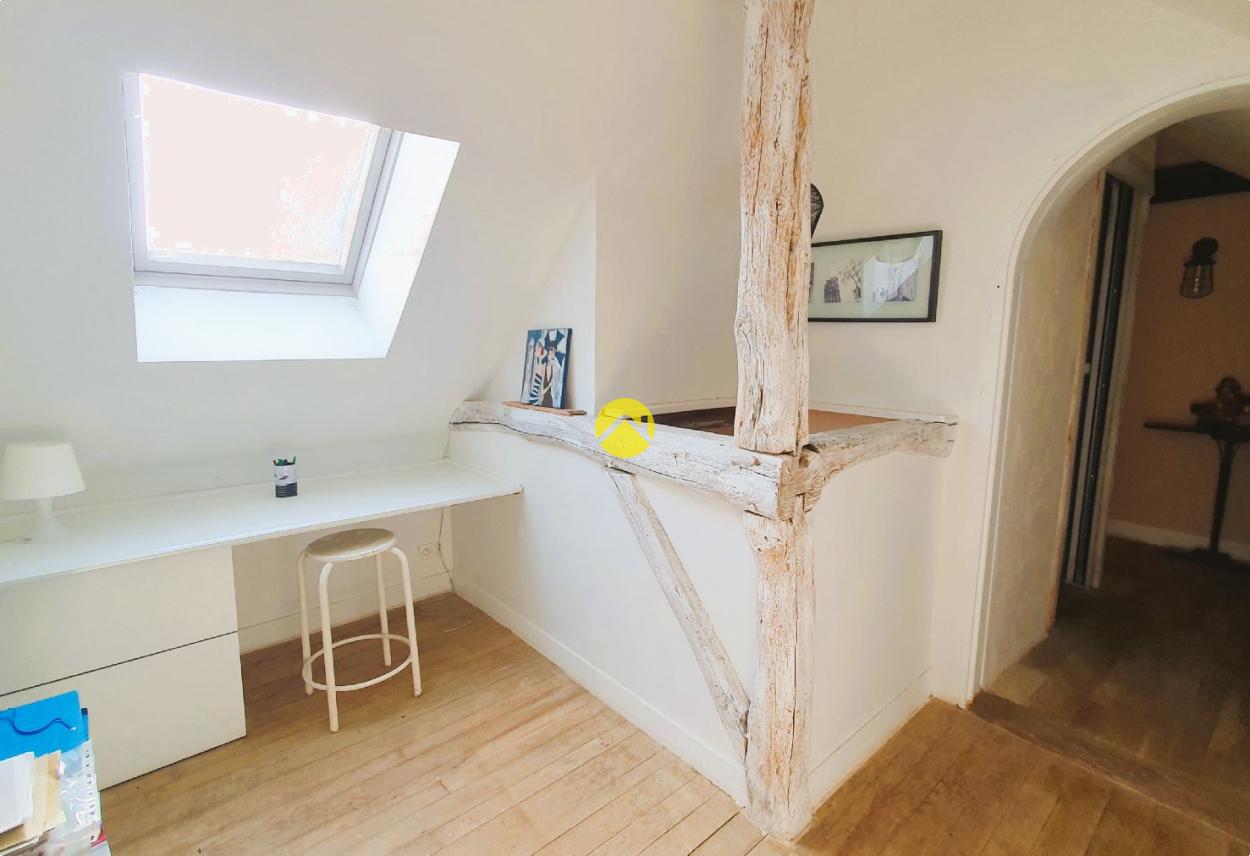 Maison 8 pièces 200 m² à Luzé, photo 13