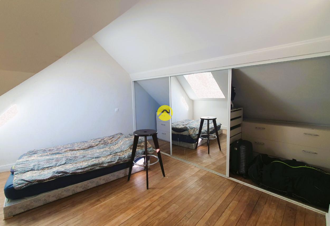 Maison 8 pièces 200 m² à Luzé, photo 10