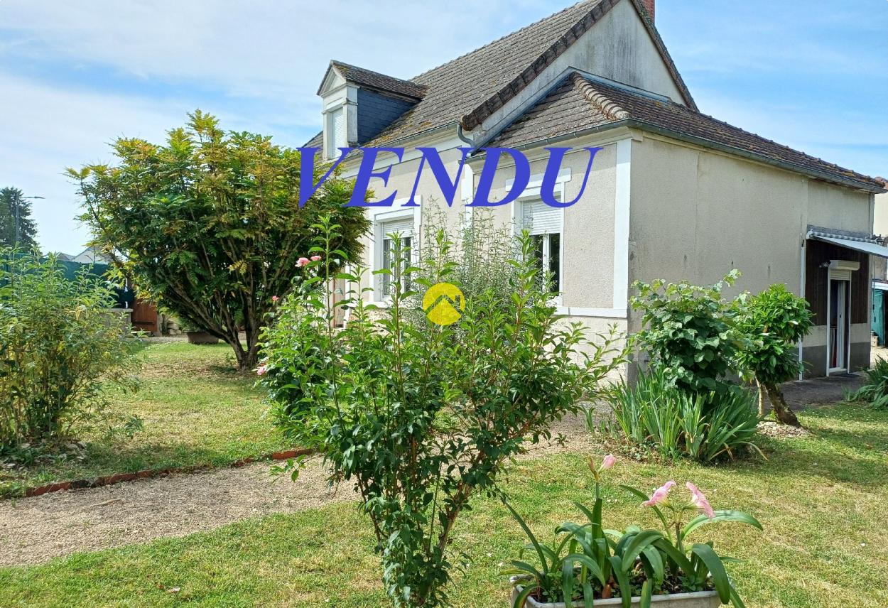 Maison 3 pièces 90 m² · à Chârost · 90 m² · 99 000 €