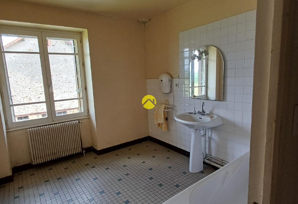 Maison 5 pièces 111 m² à Villefranche d'Allier, photo 4