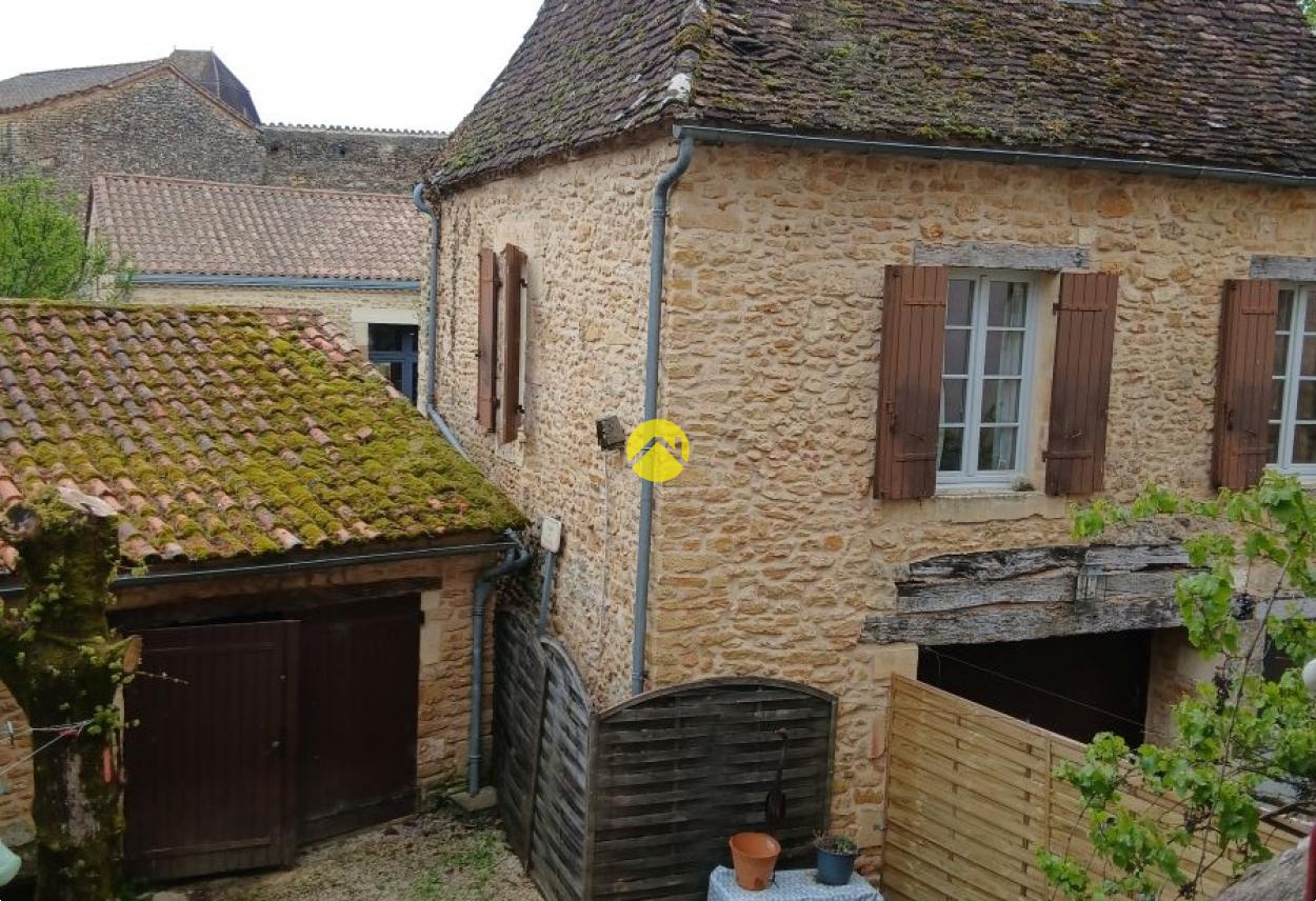 Maison 10 pièces 175 m² · à Val de Louyre Et Caudeau · 175 m² · 249 100 €