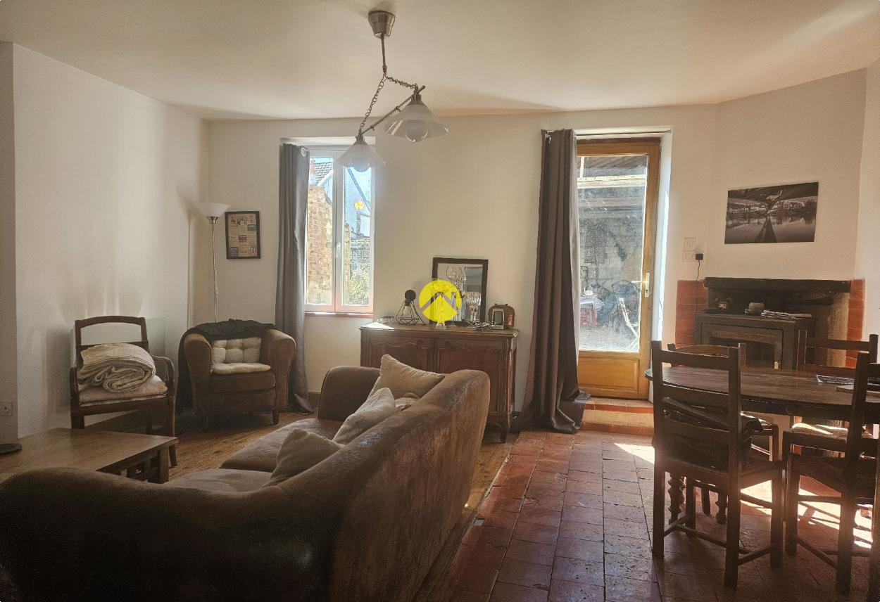 Maison 3 pièces 63 m² · à Cosne-d'Allier · 63 m² · 67 500 €