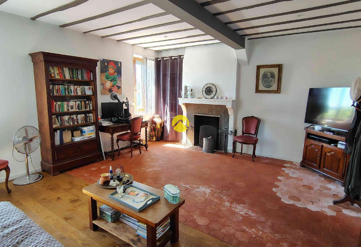 Maison 5 pièces 179 m² à Augy-sur-Aubois, photo 2