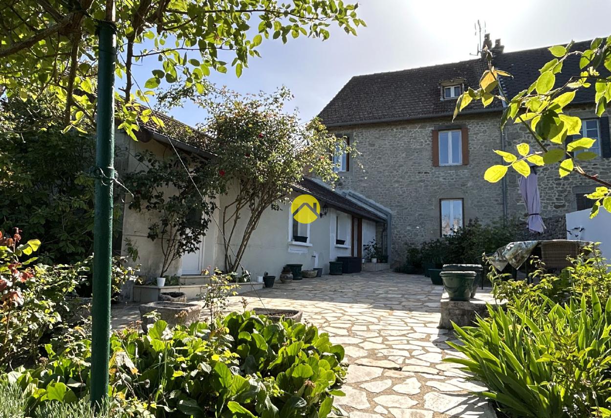 Maison 6 pièces 146 m² · à Bénévent l'Abbaye · 146 m² · 109 900 €