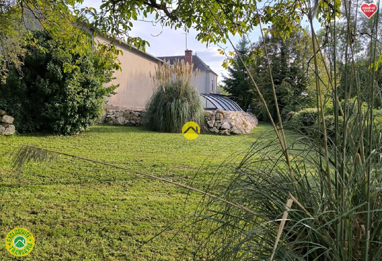 Longère 212m².Dépendances 450m²