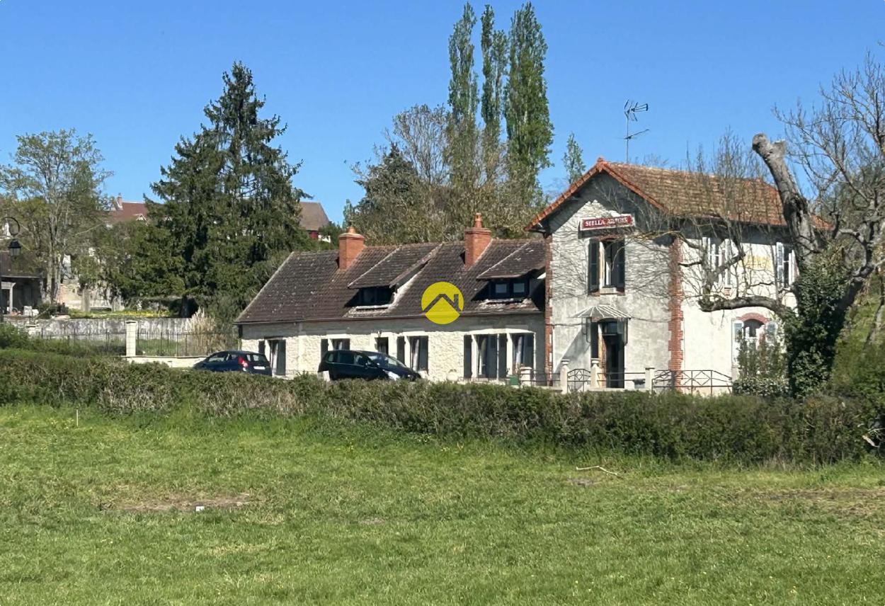Maison 8 pièces 204 m² · à Marigny · 204 m² · 184 500 €