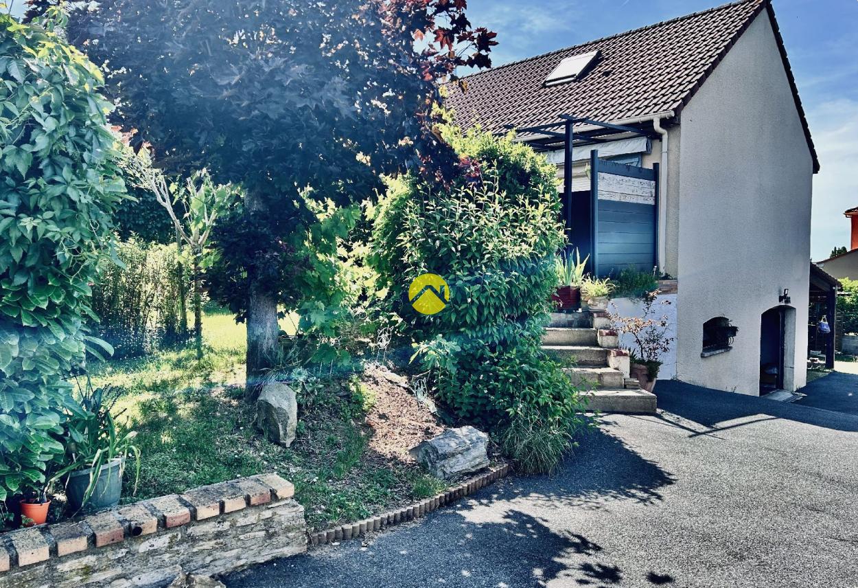 Maison 6 pièces 150 m² · à Néris-les-Bains · 150 m² · 254 400 €