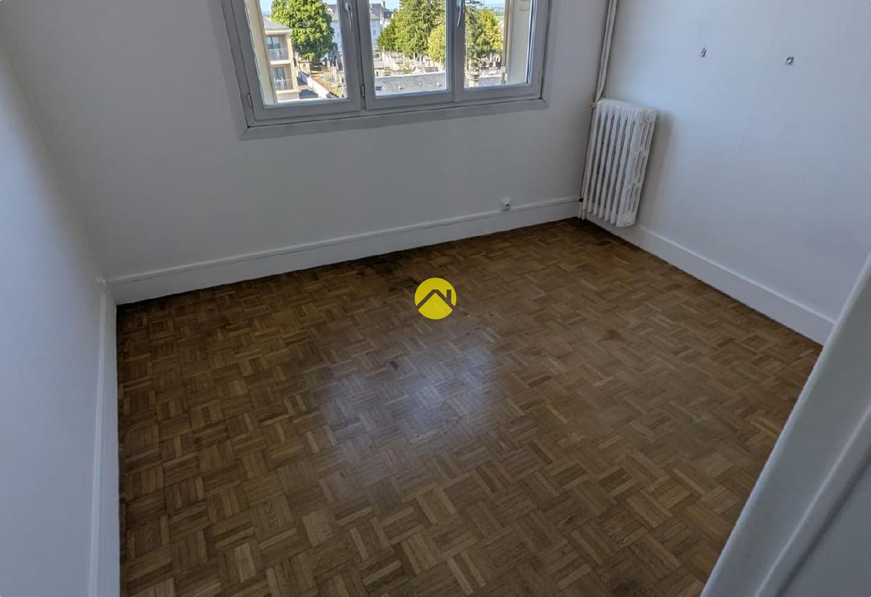Appartement 4 pièces 74 m² à Bourges, photo 5