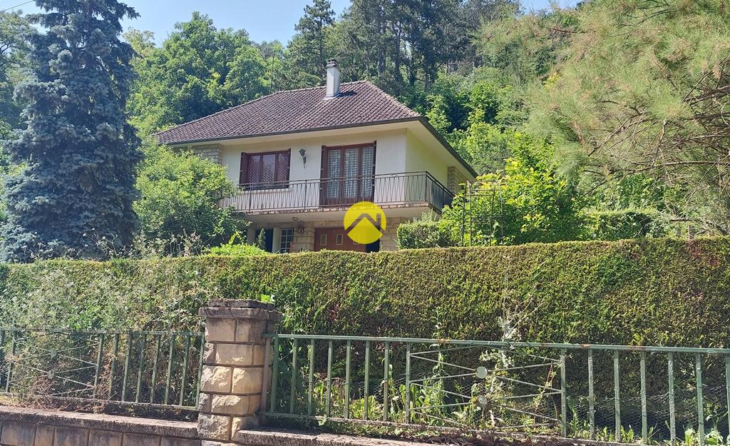 Maison 5 pièces 94 m² · à Ancy-le-Franc · 94 m² · 95 000 €