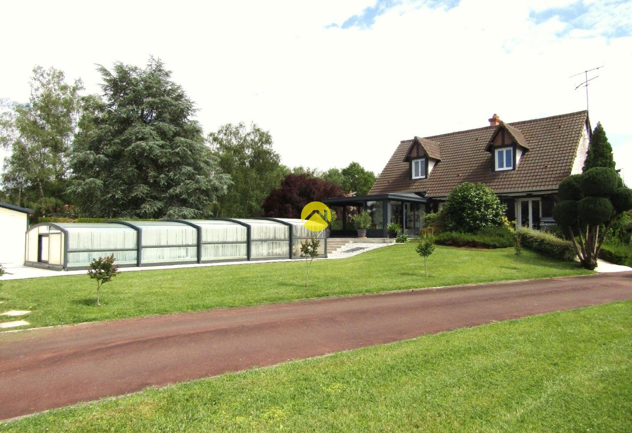Maison 6 pièces 204 m² · à Montrichard Val de Cher · 204 m² · 325 500 €