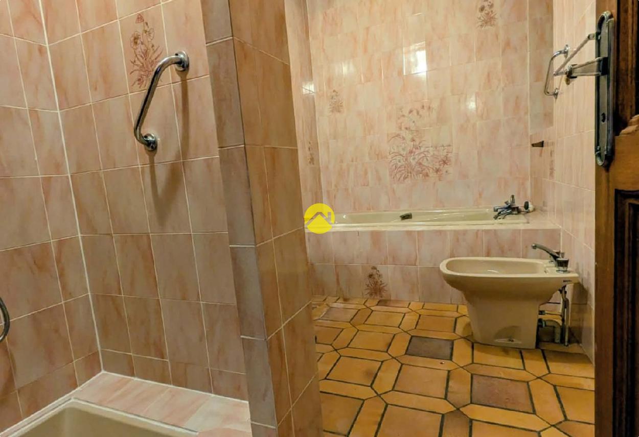 Maison 7 pièces 124 m² à Commentry, photo 11