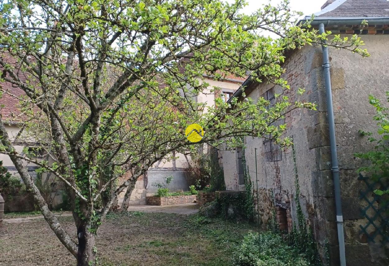Maison 5 pièces 120 m² à Saint-Léopardin-d'Augy, photo 3