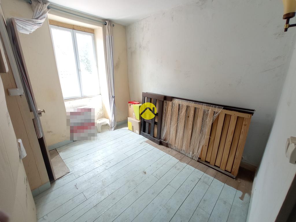 Maison 4 pièces 63 m² à Gannat, photo 3