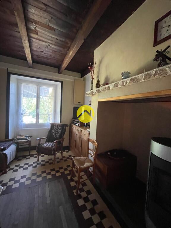 Maison 8 pièces 124 m² à Pierrefort, photo 7