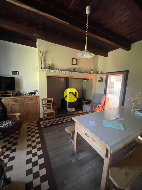 Maison 8 pièces 124 m² à Pierrefort, photo 8
