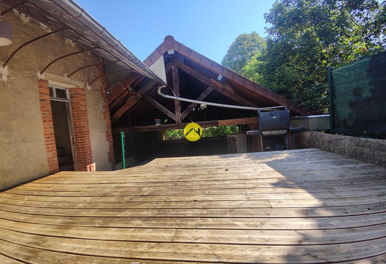 Appartement 6 pièces 94 m² à Jouet-sur-l'Aubois, photo 13