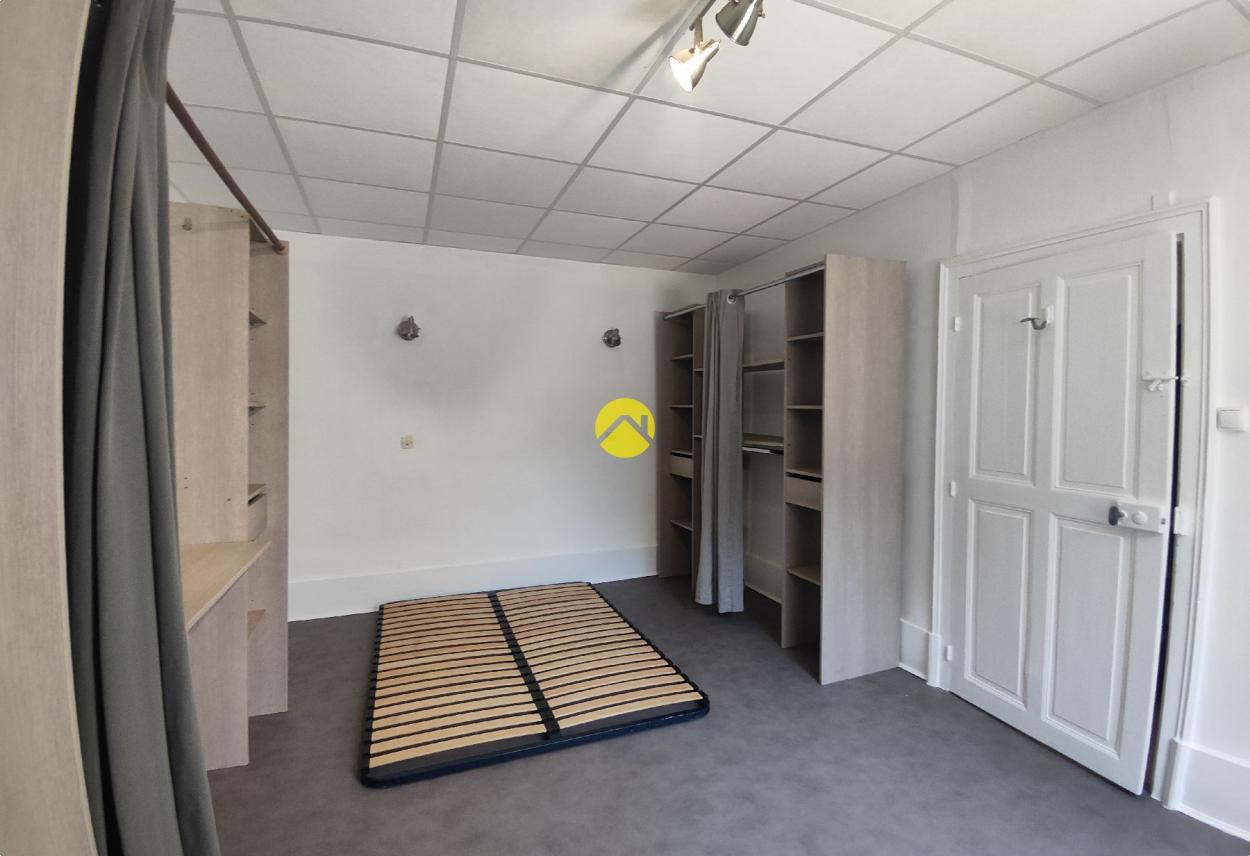 Appartement 6 pièces 94 m² à Jouet-sur-l'Aubois, photo 9