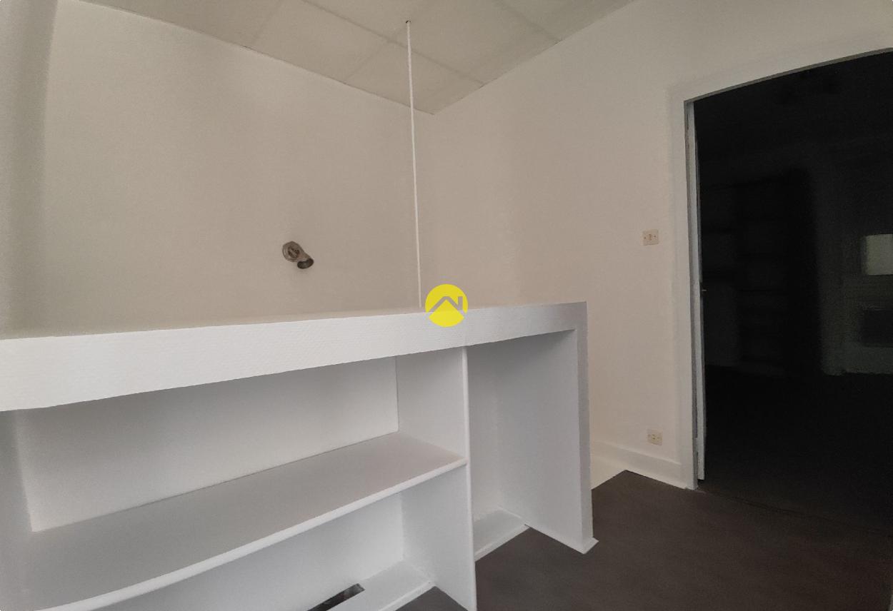 Appartement 6 pièces 94 m² à Jouet-sur-l'Aubois, photo 8